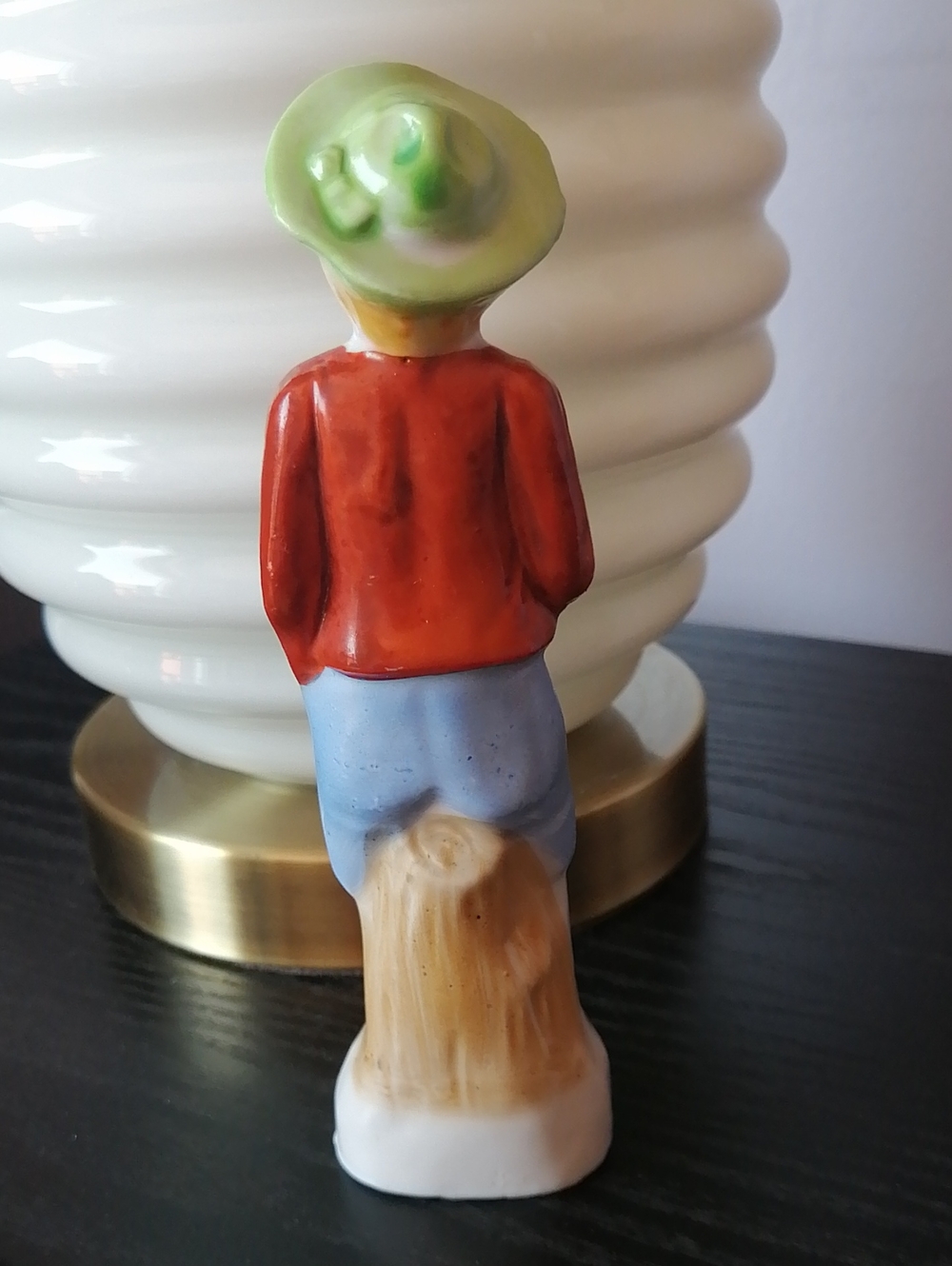 Vintage 1940s Porcelain Colonial Figurine Made in Occupied Japan - Picture 4 of 7